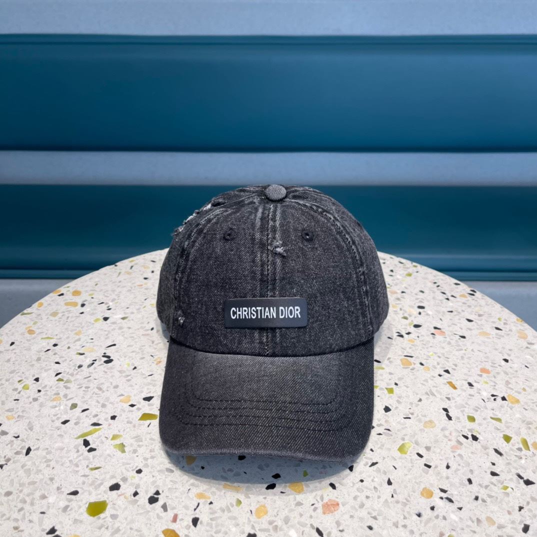 Christian Dior Caps